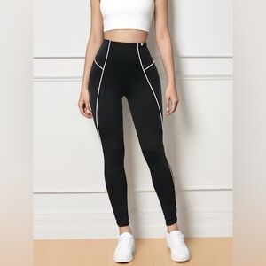 Savage X Fenty by Rihanna.    X Mesh High-Waist Legging